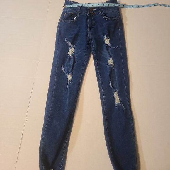 Pink Ivy Distressed Blue Girls Jeans EUC Size 10 Stretch - Picture 7 of 11